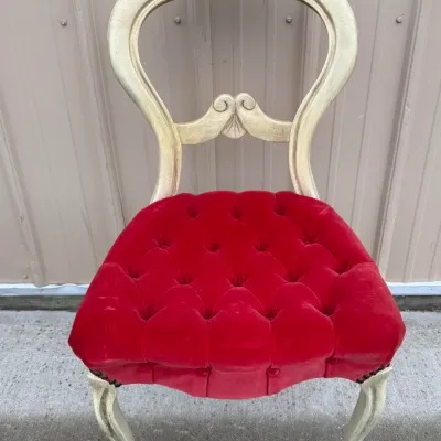 Sale Photo Thumbnail #351: Vintage Victorian Style Tufted Accent Chair