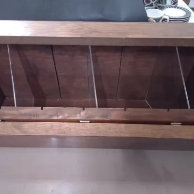 Antique c. 1900 Quartersawn Oak Countertop Display Case (Updated Plexiglass & Hardware)