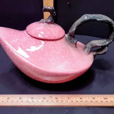 1950s Hull Woodland W26 Pink Aladdin Teapot