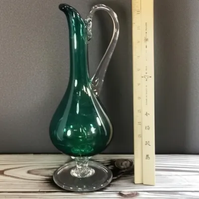 Emerald Green Empoli Glass Pitcher – 12"