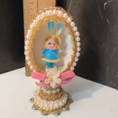 Vintage Egg Diorama Ornament