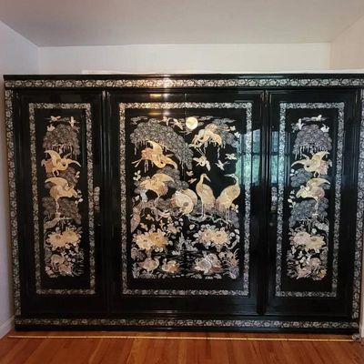  01 Korean Mother of Pearl Lacquer Wardrobe Cabinet, Wall Unit - Abalone Inlay