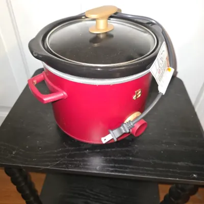 Sale Photo Thumbnail #73: 2.5qt