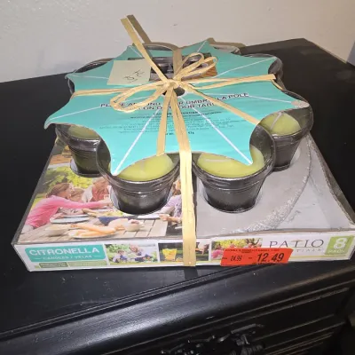 Sale Photo Thumbnail #83: Outdoor citronella