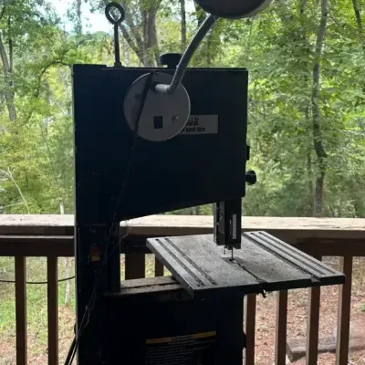 Central Machinery 9" Benchtop Band Saw
