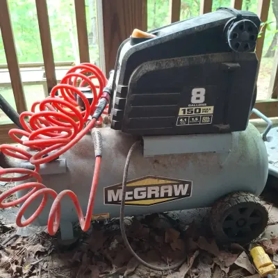 McGraw 8-Gallon 150 PSI Air Compressor
