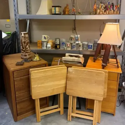 Folding Tray Tables, Mugs & Home Decor