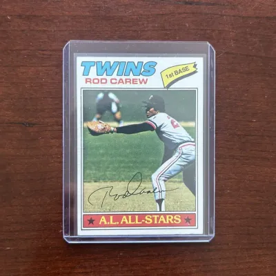 1977 Topps Baseball Card. Rod Carew - Minnesota Twins. Card #120