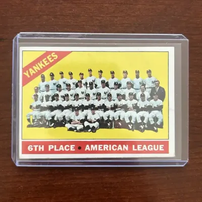 1966 Topps Baseball Card. New York Yankees Team. Card #92
