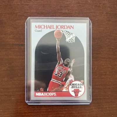 1990 NBA Hoops Basketball Card. Michael Jordan - Chicago Bulls. Card #65