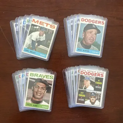 1964 Topps Baseball Card Lot