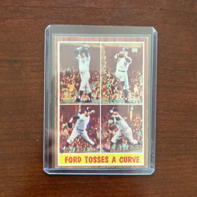 1962 Topps Baseball Card. Whitey Ford - Ford Tosses A Curve. Card #315