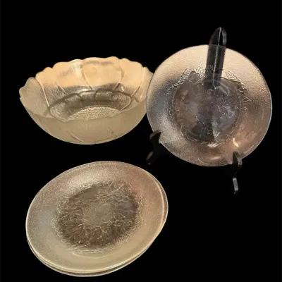 Vintage 10.5 Arcoroc Fleur Pattern Bowl And Four 7.5” Bowls In Gourmande 