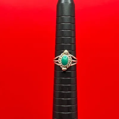 Vintage Silver Southwestern Style Ring