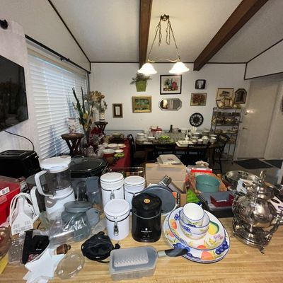 Estate sale photo