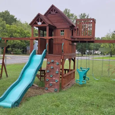 Leisure Time Products Skyfort ll Play Set (Model #6113) 