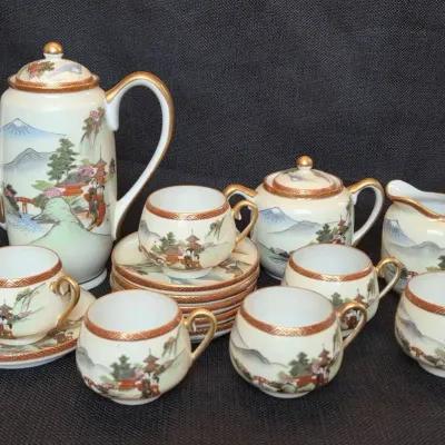 Vintage Hand-Painted Kutani "Geisha" Fine Porcelain Tea Set