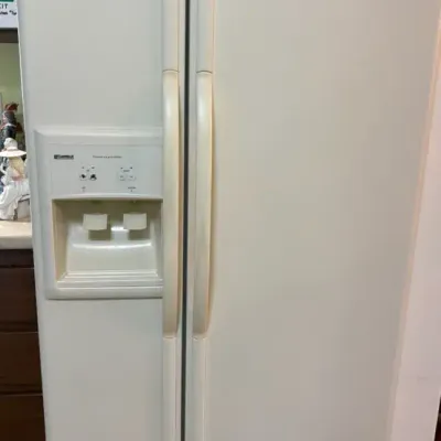 Kenmore Side by Side Refrigerator/Freezer