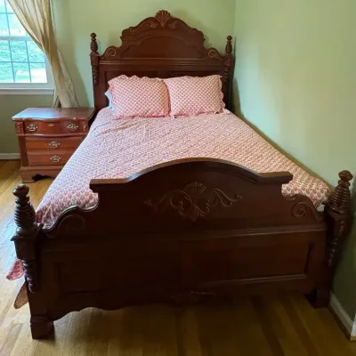 Athen Furniture Queen Bedframe & Matching Nightstand 