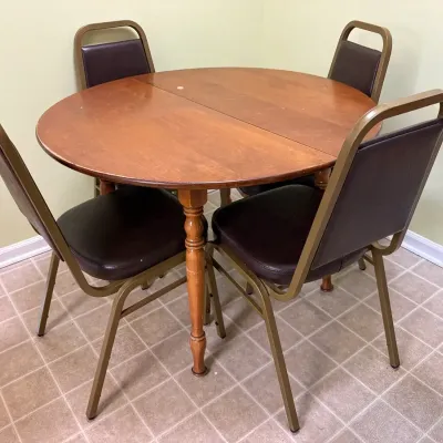 Retro Kitchen Table & 4 Chairs