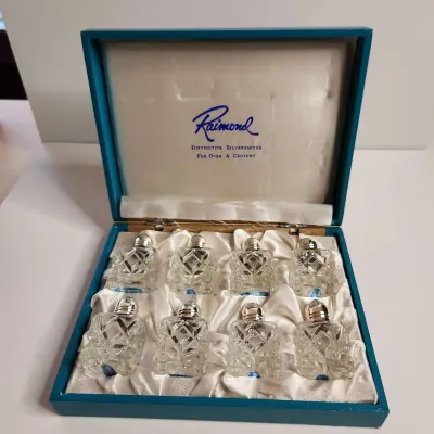 Vintage Raimond Crystal 8 Individual Salt And Pepper Sets