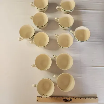 24 Piece Vintage Spode Christmas Tree Pattern Coffee/tea cup and Suacers 