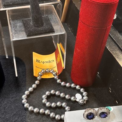 Sale Photo Thumbnail #129
