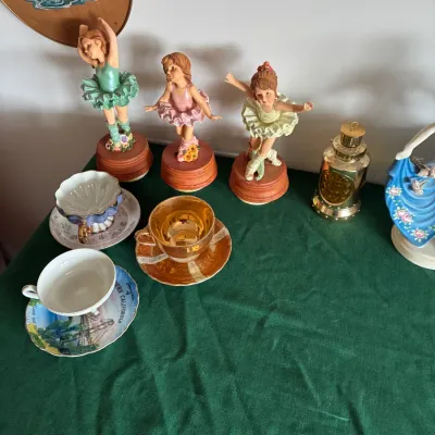 Sale Photo Thumbnail #345