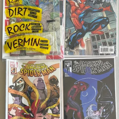 
Marvel Comics Spider-man 1992 195 Set With Magazine And Cassette And (3) Assorted Spider-man Comics