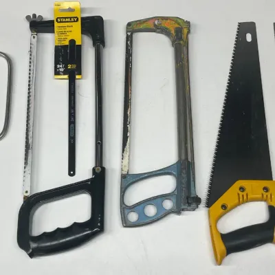 
(5) Assorted Hand Saws - Pack Of Stanley Hacksaw Blades