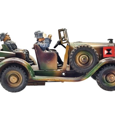 Sale Photo Thumbnail #135: (5) Hausser Elastolin WWII Kubelwagen WH-733 & Soldiers