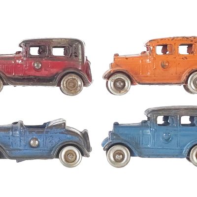 Sale Photo Thumbnail #576: (4) Kilgore Cast Iron Cars