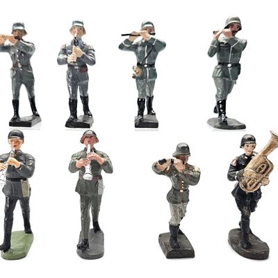 Sale Photo Thumbnail #221: (8) Elastolin/Lineol German Military Band Figures