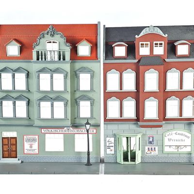 Sale Photo Thumbnail #300: (2) Kibri German Urban Street Scene Diorama Buildings & Accessories