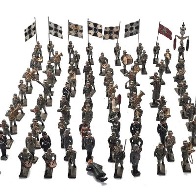Sale Photo Thumbnail #285: (82) Lineol/Durso Mini German Wehrmacht Marching Band & Political Figures