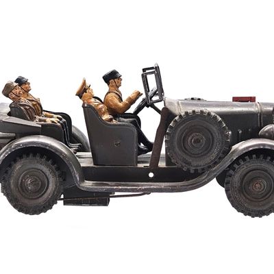 Sale Photo Thumbnail #132: (5) Hausser Kubelwagen WH-733 & Soldiers