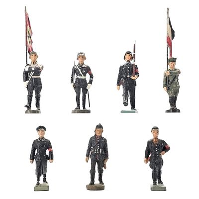 Sale Photo Thumbnail #68: (7) Elastolin/Lineol/Wagner Dresden WWII German Military Flag Bearer with Marching Soldiers