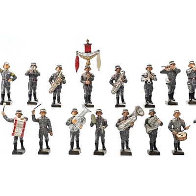 Sale Photo Thumbnail #191: (17) Lineol Wehrmacht Infantry Marching Band Figures