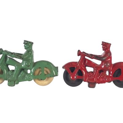Sale Photo Thumbnail #401: (2) Hubley Small Red & Green Motorcycles