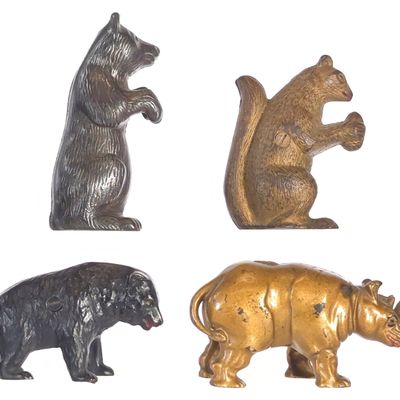 Sale Photo Thumbnail #500: (4) Williams & Arcade Rhino/Teddy/Squirrel/Begging Bear w/Floral Screw