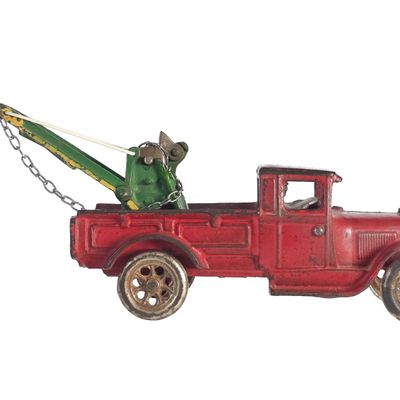 Sale Photo Thumbnail #551: Arcade Cast Iron Tow Truck