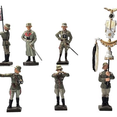 Sale Photo Thumbnail #249: (6) Lineol/Elastolin Wehrmacht Headquarters Staff & Command Figures