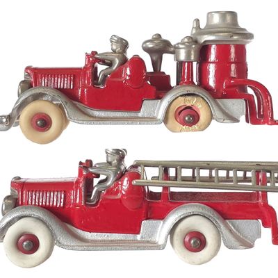 Sale Photo Thumbnail #550: (2) Hubley Cast Iron Fire Pumper & Ladder Truck