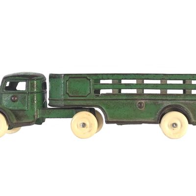 Sale Photo Thumbnail #388: Kenton Speed Cab Truck & Trailer Cast Iron