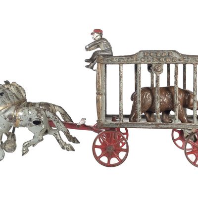 Sale Photo Thumbnail #604: Hubley Royal Circus with Bear in Gray