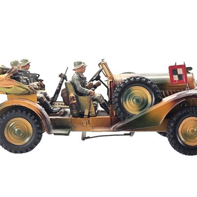 Sale Photo Thumbnail #133: (5) Lineol WWII Kubelwagen Camouflage WH-7423 & Soldiers