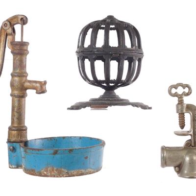 Sale Photo Thumbnail #614: (3) Cast Iron Water Pump, Salesman Sample Meat Grinder & Yarn Holder