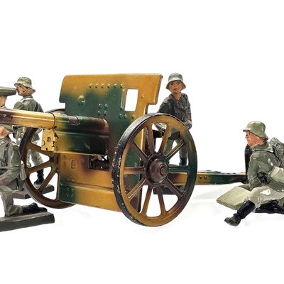 Sale Photo Thumbnail #137: (6) Lineol German Military Field Artillery Unit Set