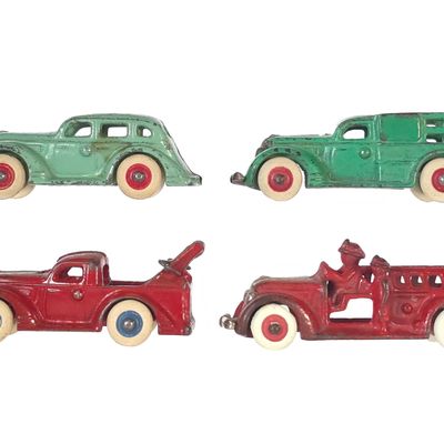 Sale Photo Thumbnail #431: (4) Arcade Tow Truck Pontiac Fire Truck & Delivery Truck