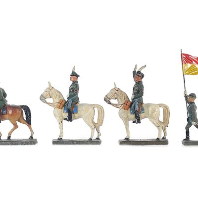 Sale Photo Thumbnail #346: (7) Lineol/Elastolin Italian Royal Army Cavalry & Flag-Bearer